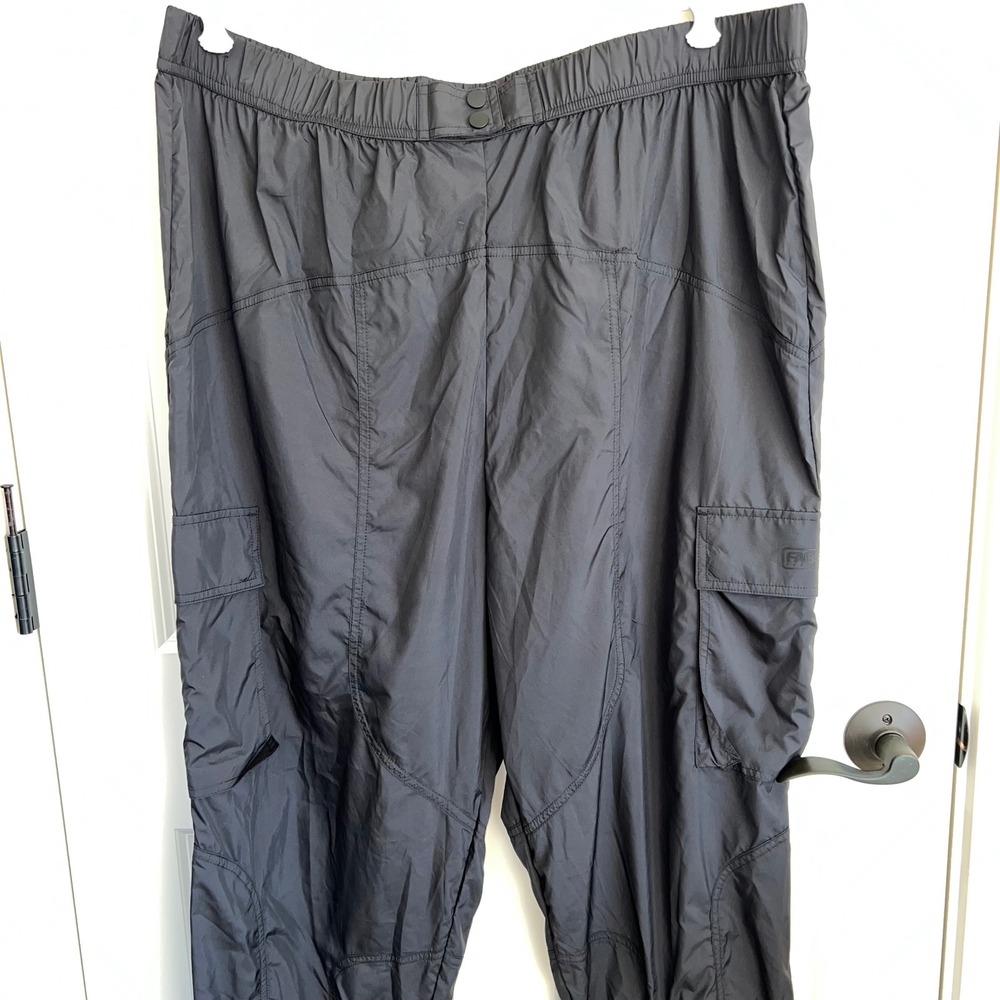 NWT Fabletics‎ Parachute Pants Joggers Black Size XXL/1X 14-16 - Picture 5 of 7
